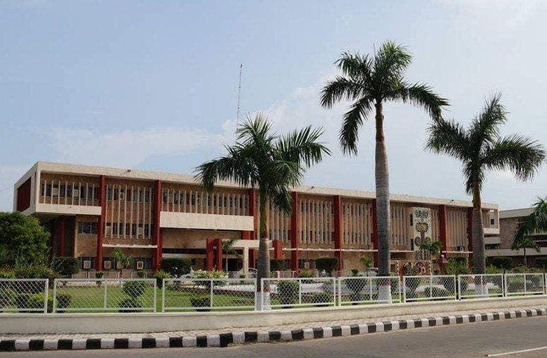 CCSHAU Campus Buildng photo 10